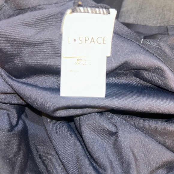 L*Space Black Seam-Free Katniss One Piece Swimsuit Size Small - Picture 10 of 10